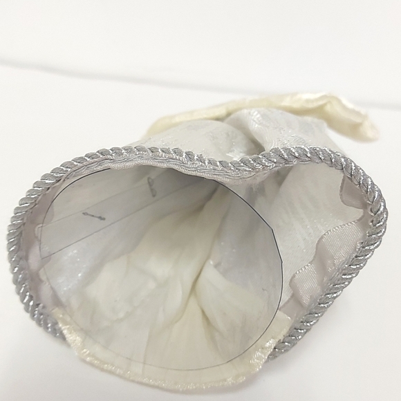 Vintage Angel features China Head & Hands. Silver & Cream Tones. - Picture 5 of 5